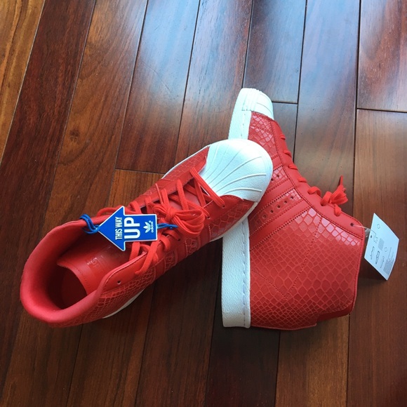 🚨 SALE🚨Adidas Women’s Superstar Up Shoes - Picture 8 of 11